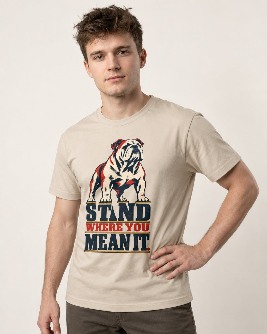 English Bulldog Stand T-Shirt in Sand, worn by a model