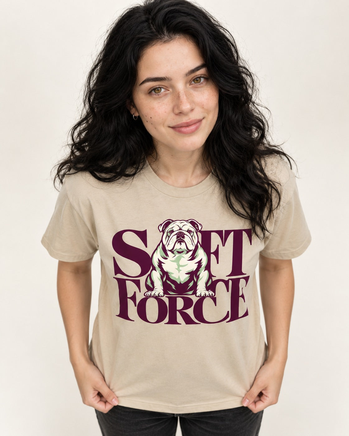 Set Force English Bulldog T-Shirt in Sand, worn by a model