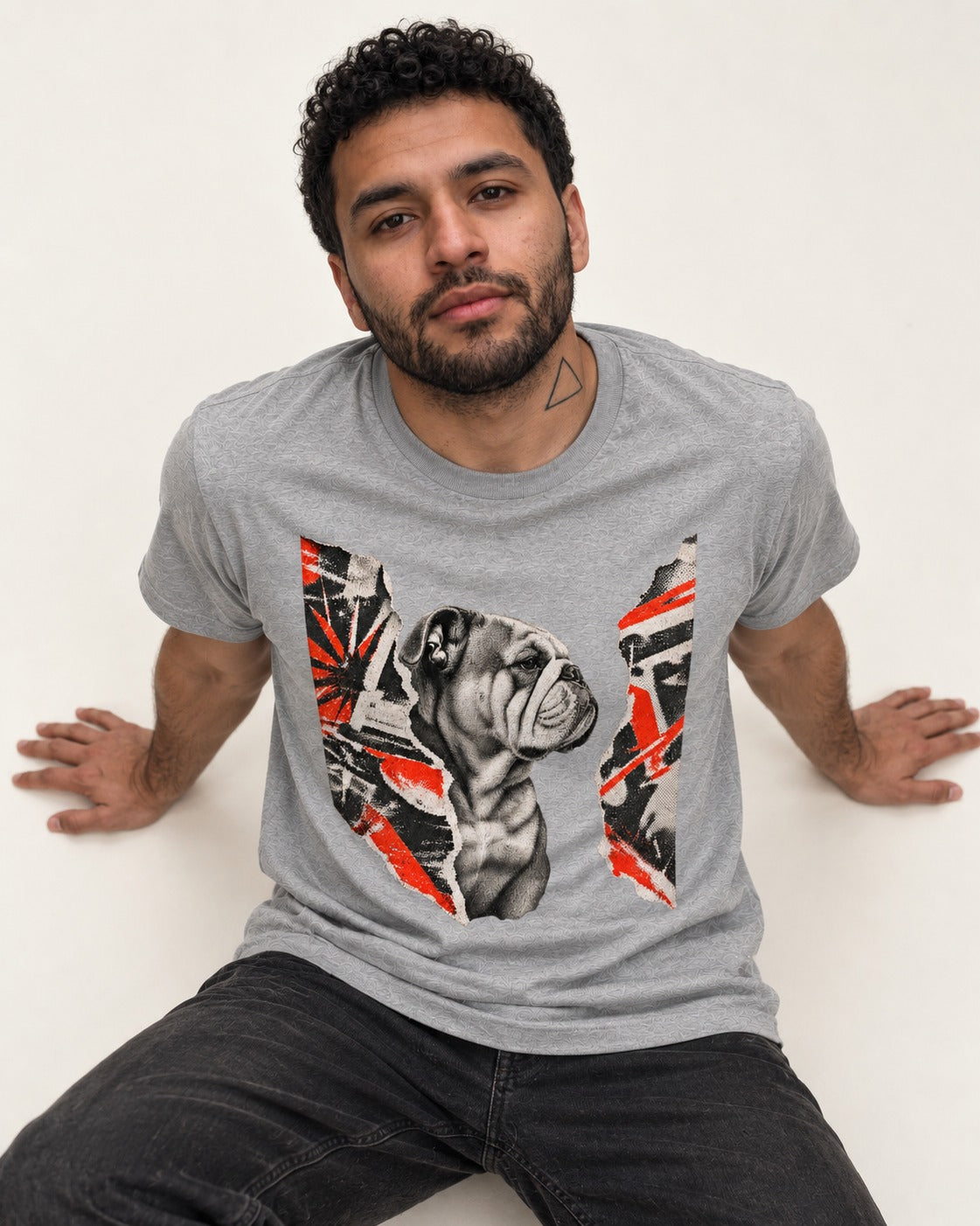 English Bulldog Unbowed T-Shirt in Sport Grey, worn by a seated model