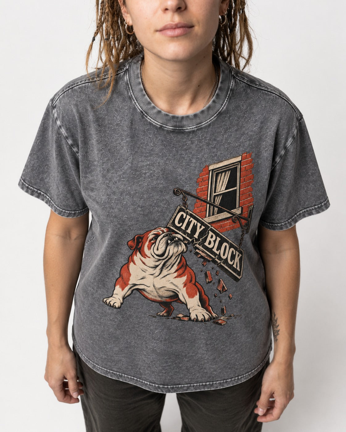 English Bulldog City Block Breaking Sign Graphic Washed Tee in Gray, worn by a model, front view
