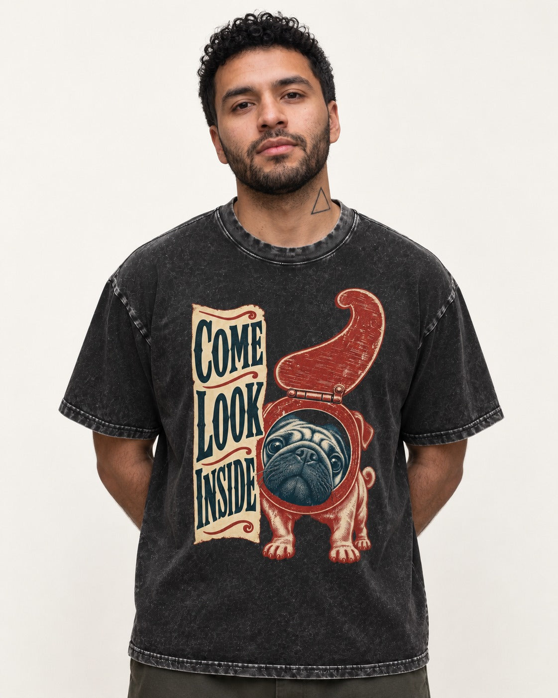 Pug Come Look Inside Toilet Seat Graphic Washed Tee in Black, worn by a model