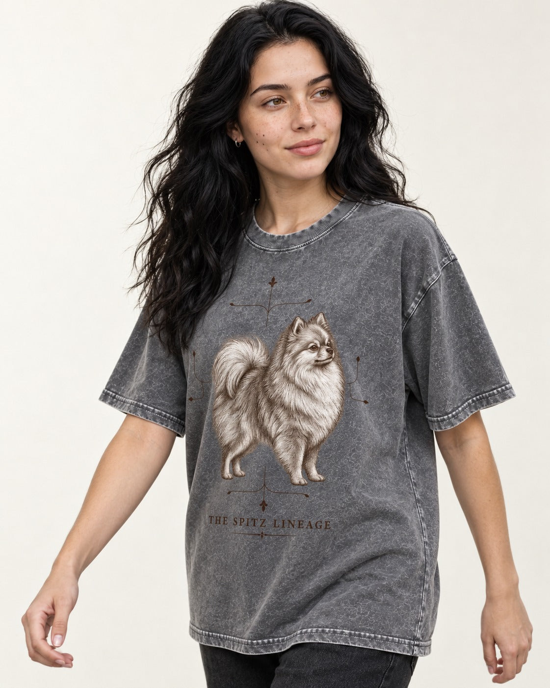 Pomeranian Spitz Lineage Washed Tee in Gray, worn by a model