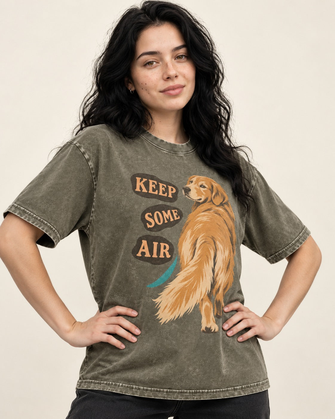 Golden Retriever Keep Some Air Looking Back Graphic Washed Tee in Army Green, worn by a model