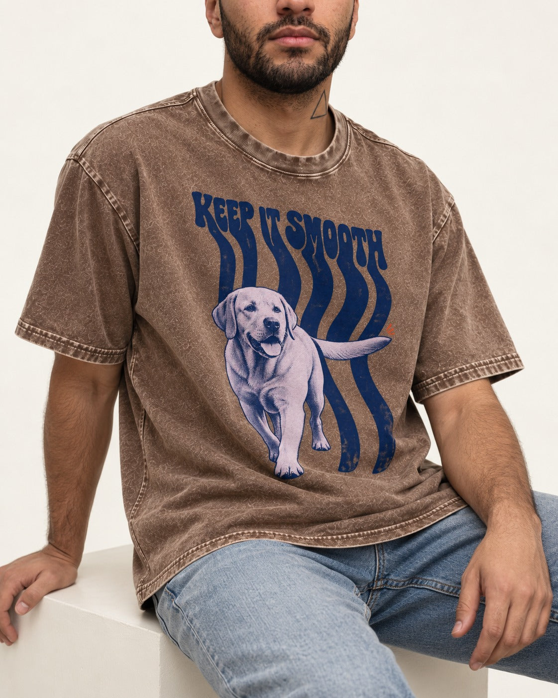 Keep It Smooth Labrador Retriever Washed Tee in Coffee, worn by a seated model