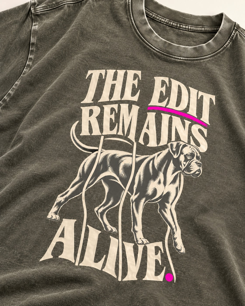 The Edit Remains Alive Boxer Washed Tee in Army Green, close-up of the graphic
