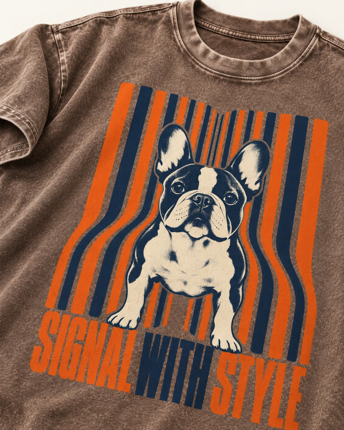 Frenchie Signal Washed Tee in Coffee, close-up of the graphic
