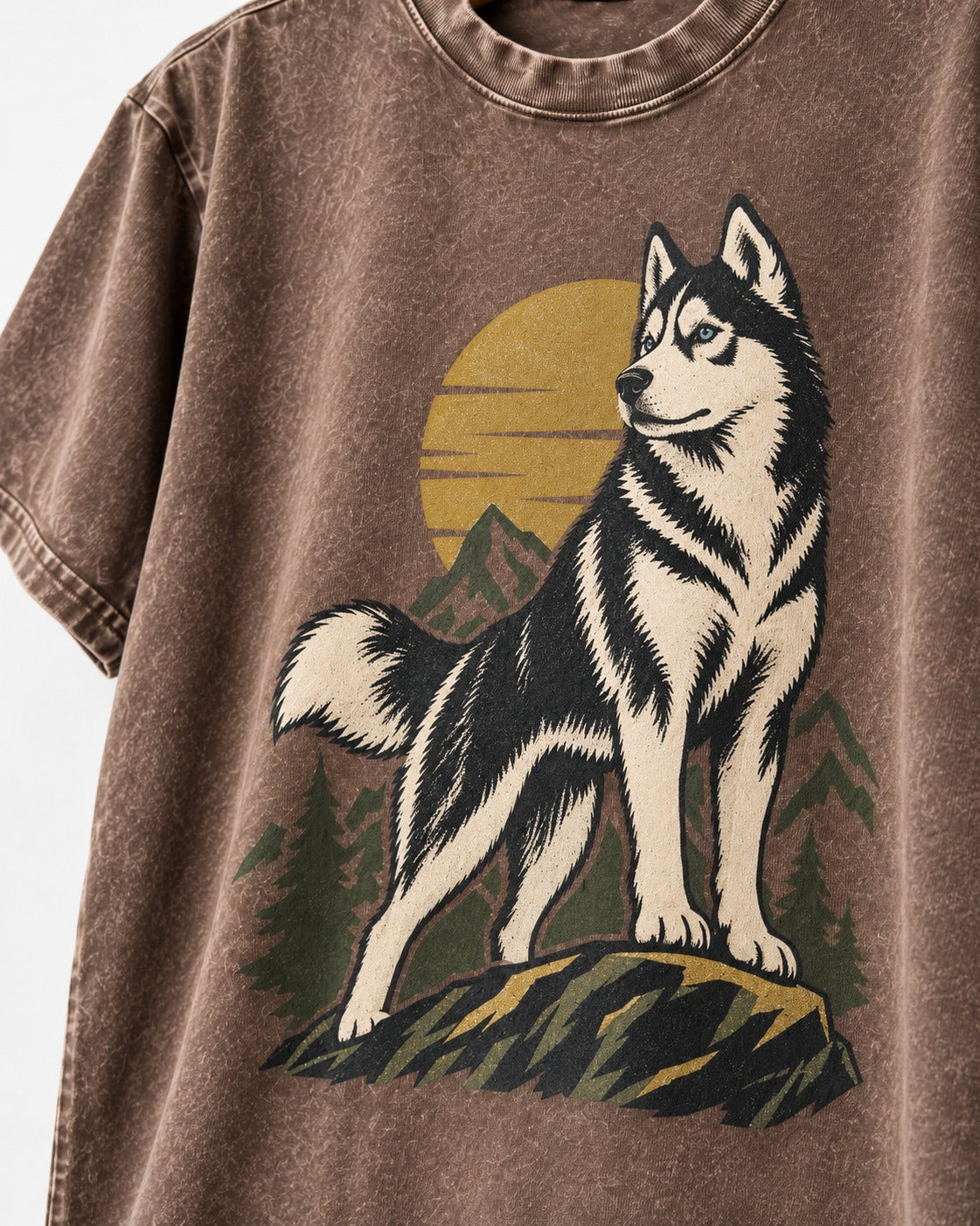 Husky Born to Roam Washed Tee in Coffee, close-up of the graphic