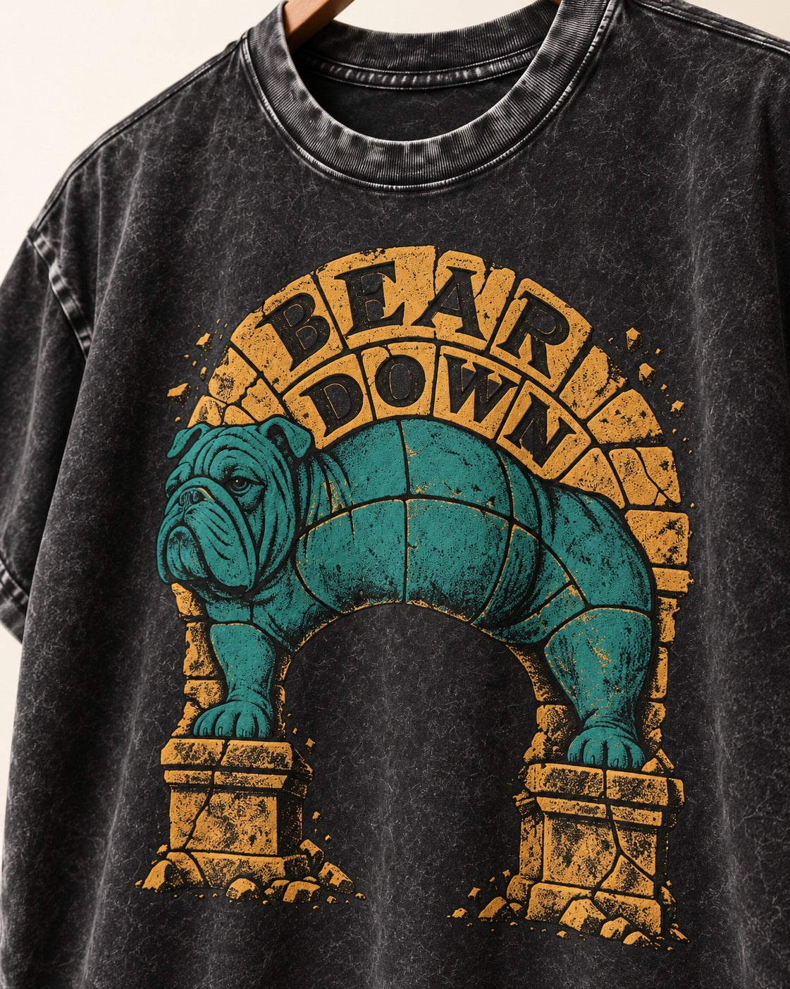 English Bulldog Bear Down Stone Arch Graphic Washed Tee in Black, close-up of the graphic